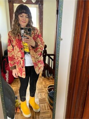 Meet your Posher, Alexandra